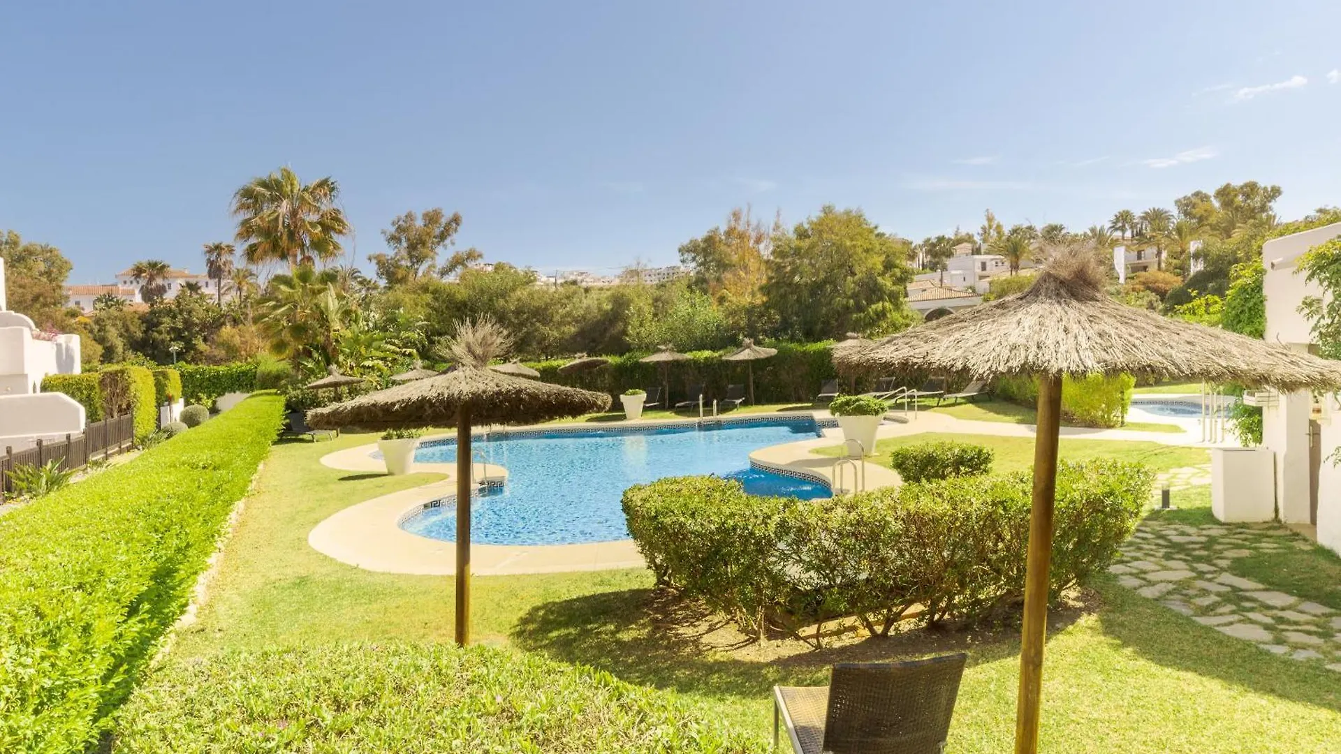 Full Apartment With Private Pool Estepona