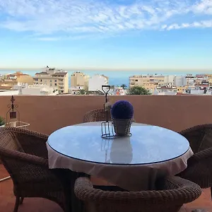 Apartamento Sub-ático Con Parking En El Centro De, Estepona