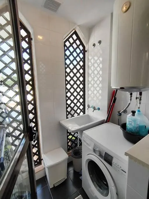 Full Apartment With Private Pool Estepona Spain